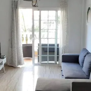  Apartamento With Pool España